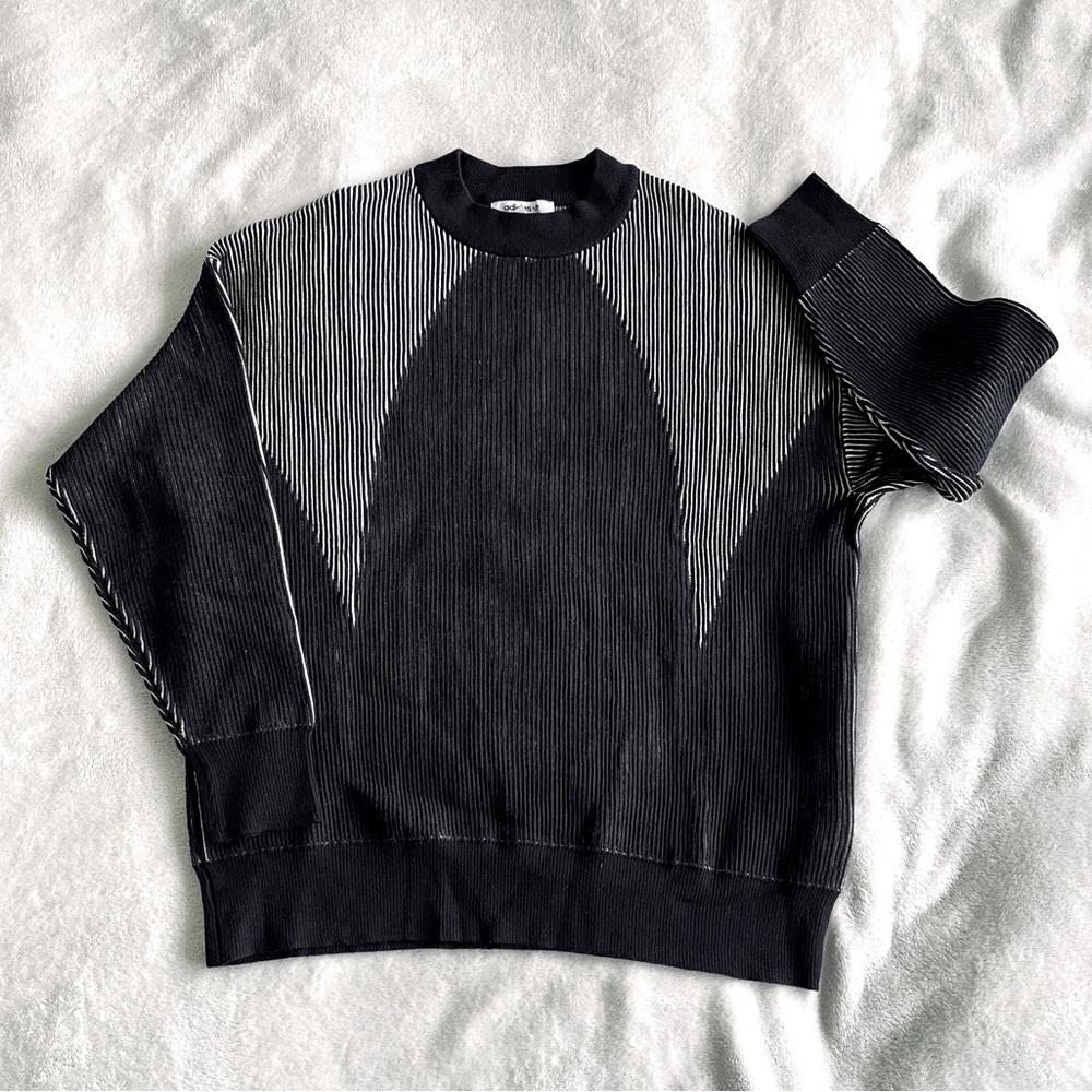 NWOT Adidas B/W Oversized Sweater